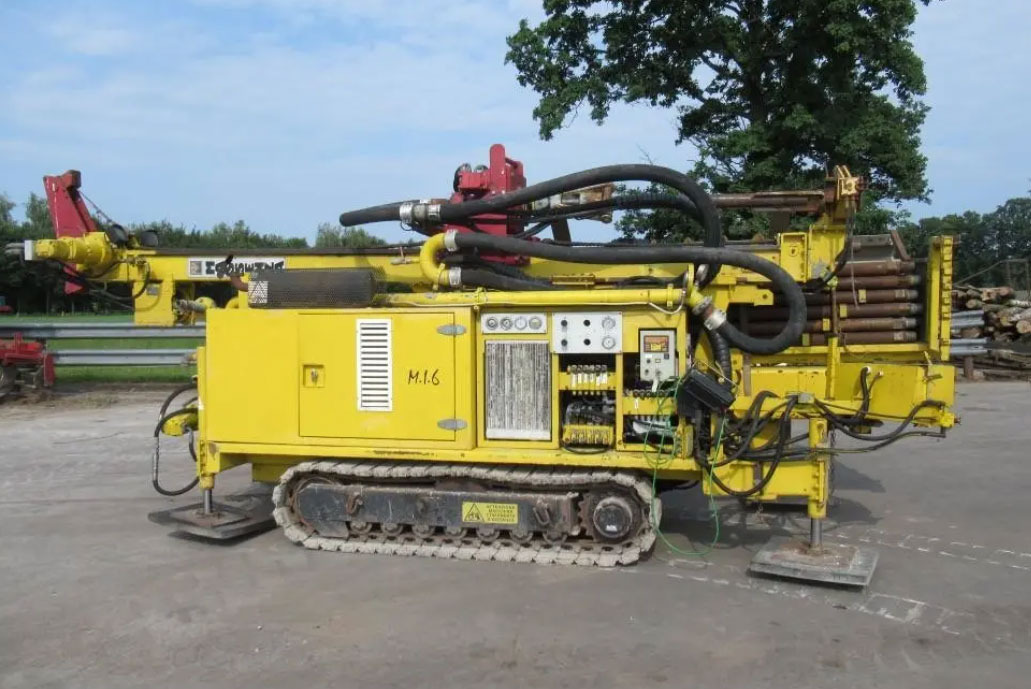 Massenza MI6 - Foreuse: photos 2 Massenza MI6 - Foreuse: photos 2