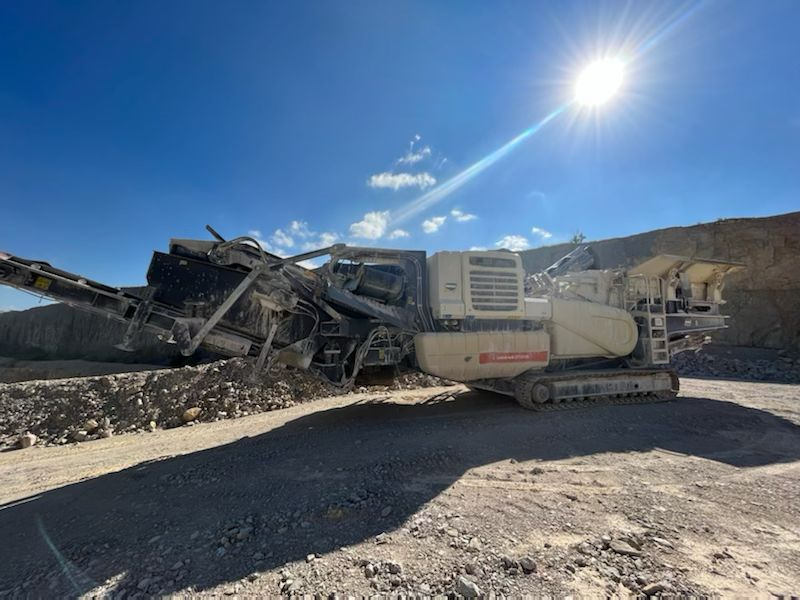 Metso LT1213S - Concasseur à percussion: photos 1 Metso LT1213S - Concasseur à percussion: photos 1