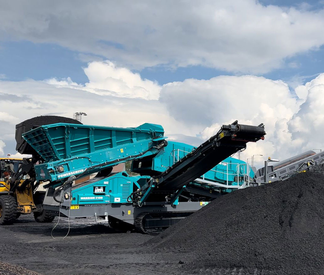 Powerscreen Warrior 2100 Triple Shaft - Crible: photos 3 Powerscreen Warrior 2100 Triple Shaft - Crible: photos 3