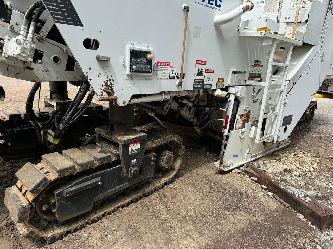 Roadtec RX-600E - Fraiseuse à froid: photos 3 Roadtec RX-600E - Fraiseuse à froid: photos 3