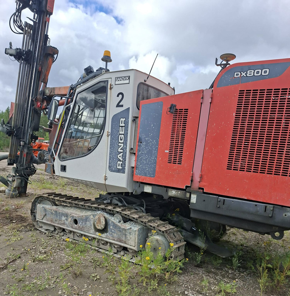 Sandvik DX800 - Foreuse: photos 1 Sandvik DX800 - Foreuse: photos 1