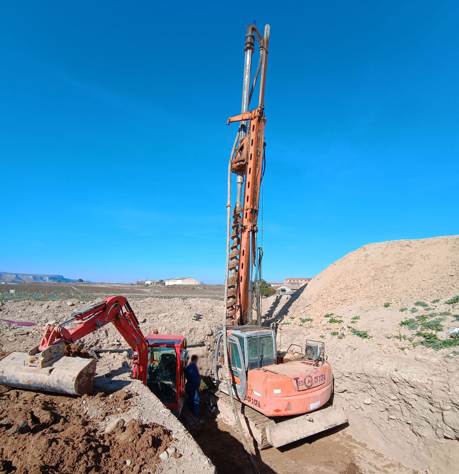 Tescar CF3 - Mât de battage: photos 4 Tescar CF3 - Mât de battage: photos 4