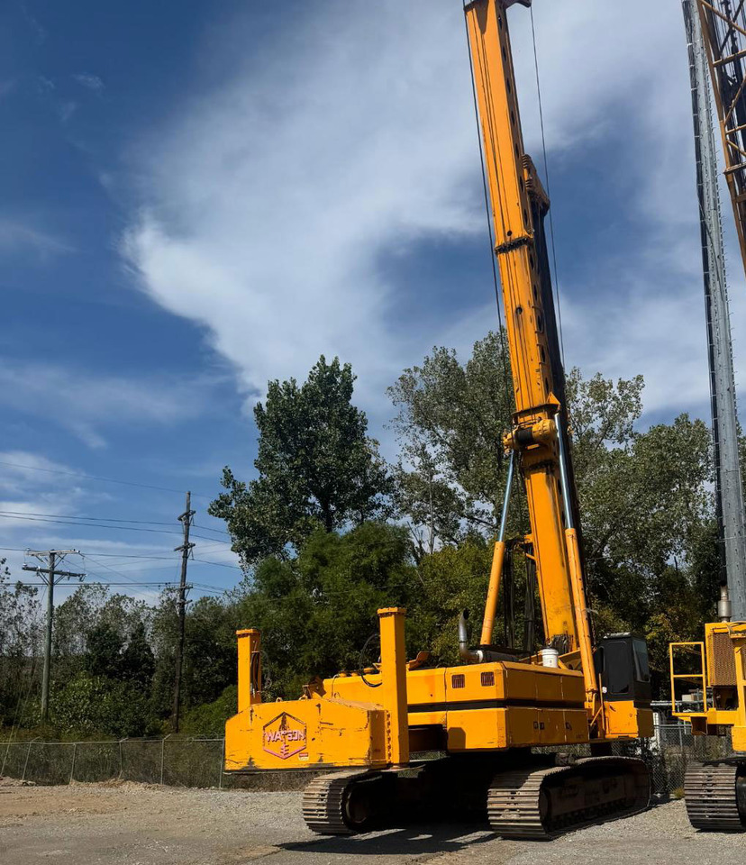 Watson 4400 - Mât de battage: photos 5 Watson 4400 - Mât de battage: photos 5