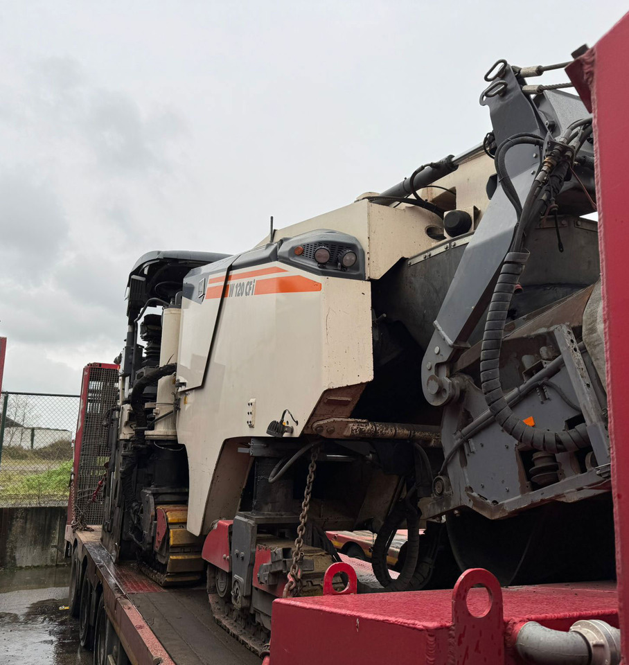 Wirtgen W 120 CFI - Fraiseuse à froid: photos 4 Wirtgen W 120 CFI - Fraiseuse à froid: photos 4