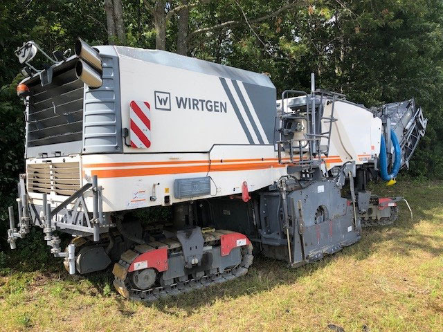 Wirtgen W 220 I - Fraiseuse à froid: photos 2 Wirtgen W 220 I - Fraiseuse à froid: photos 2