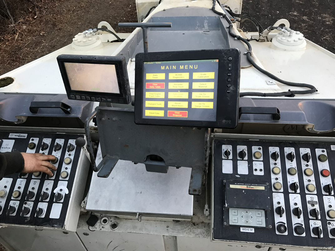 Wirtgen W2000 - Fraiseuse à froid: photos 4 Wirtgen W2000 - Fraiseuse à froid: photos 4