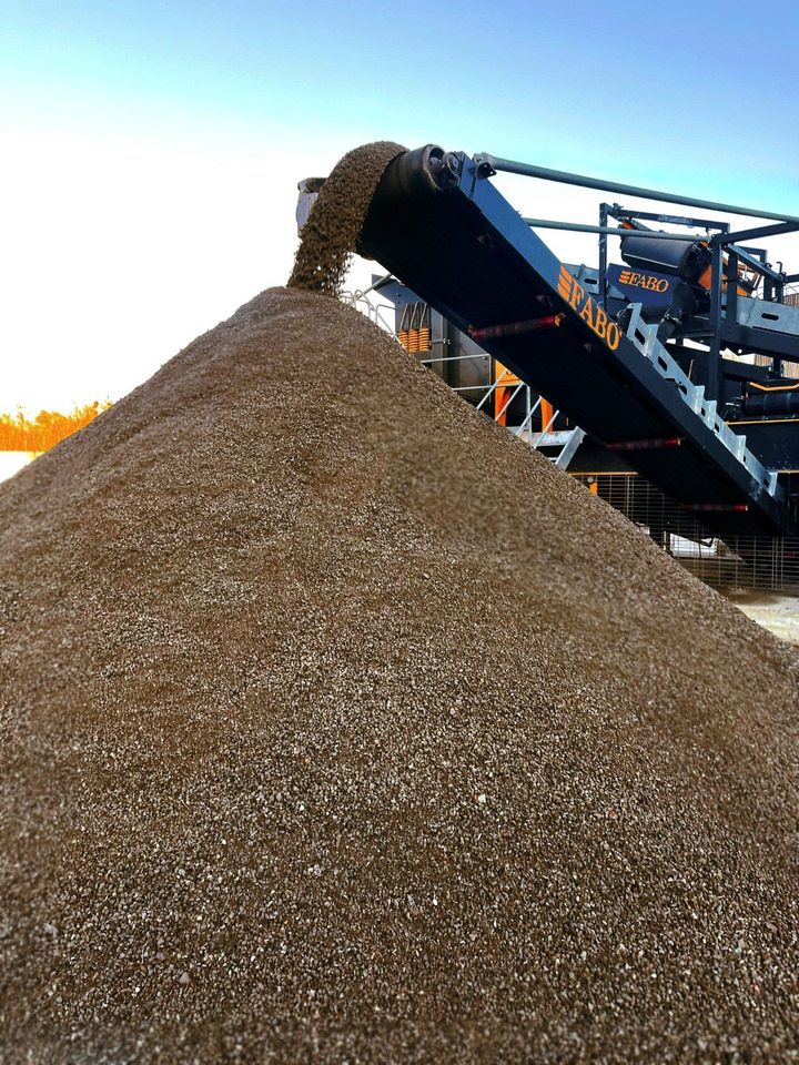 FABO Conveyor belt - Bande transporteuse: photos 1 FABO Conveyor belt - Bande transporteuse: photos 1