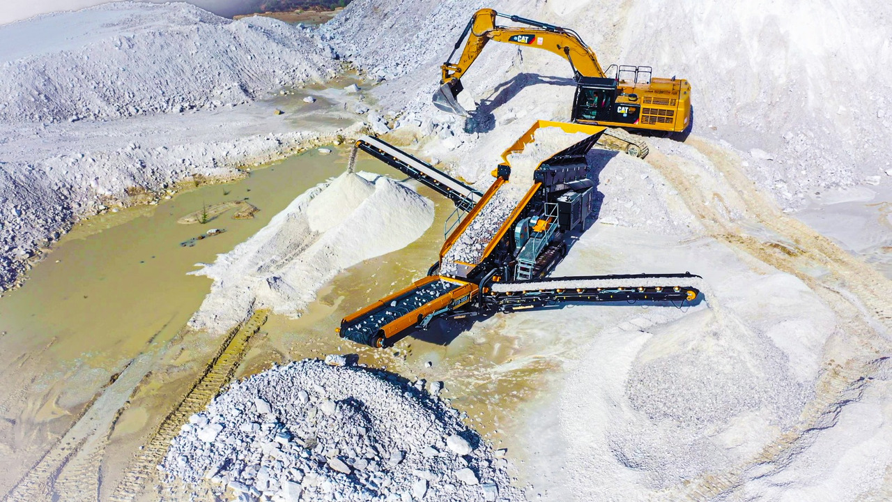 FABO MOBILE CRUSHING PLANT - Machine d'exploitation minière: photos 2 FABO MOBILE CRUSHING PLANT - Machine d'exploitation minière: photos 2