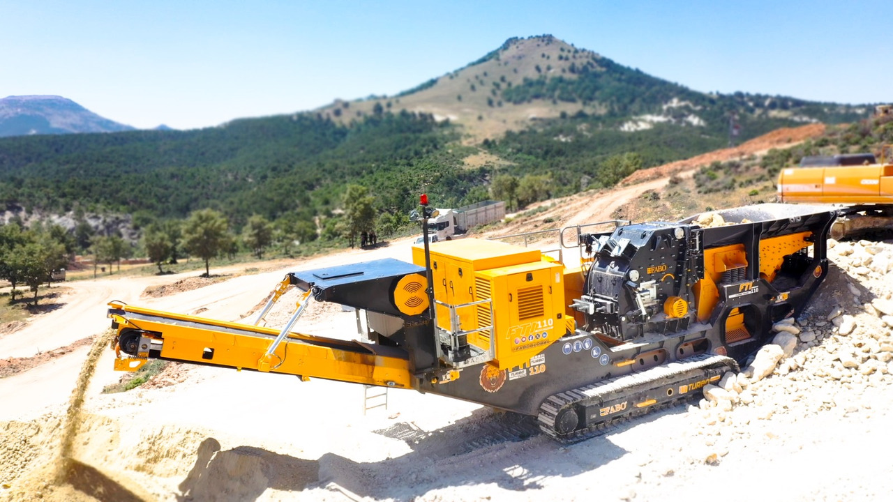 Concasseur mobile neuf FABO Mobile crusher: photos 1