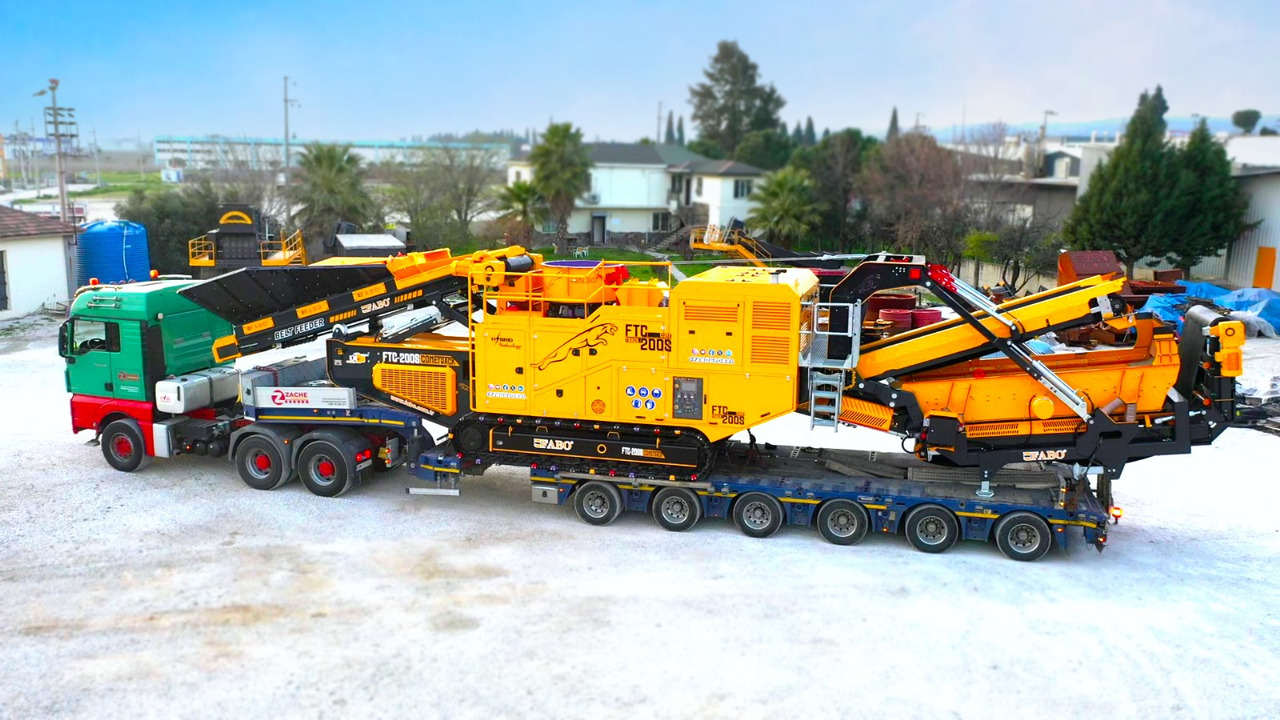 FABO crawler crusher - Concasseur: photos 2 FABO crawler crusher - Concasseur: photos 2