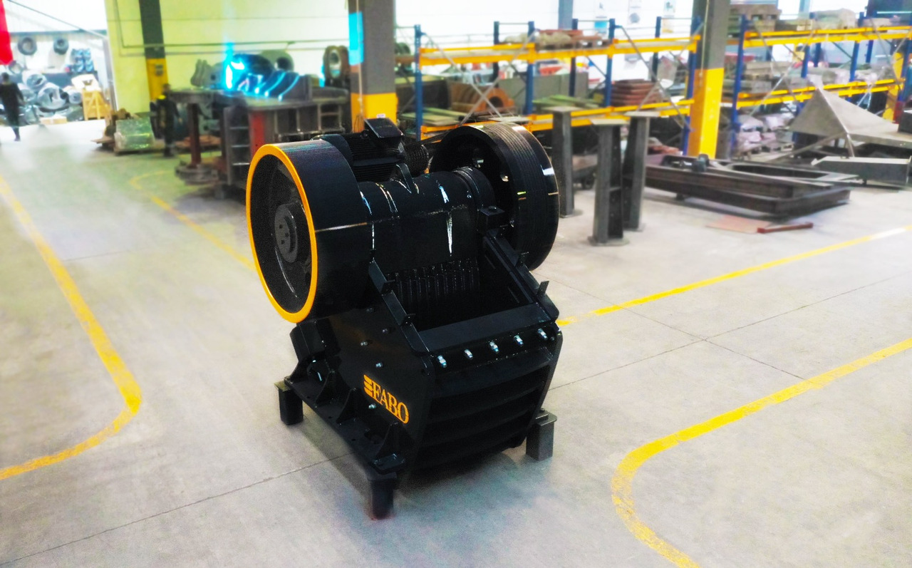 FABO jaw crusher - Concasseur à mâchoires: photos 3 FABO jaw crusher - Concasseur à mâchoires: photos 3