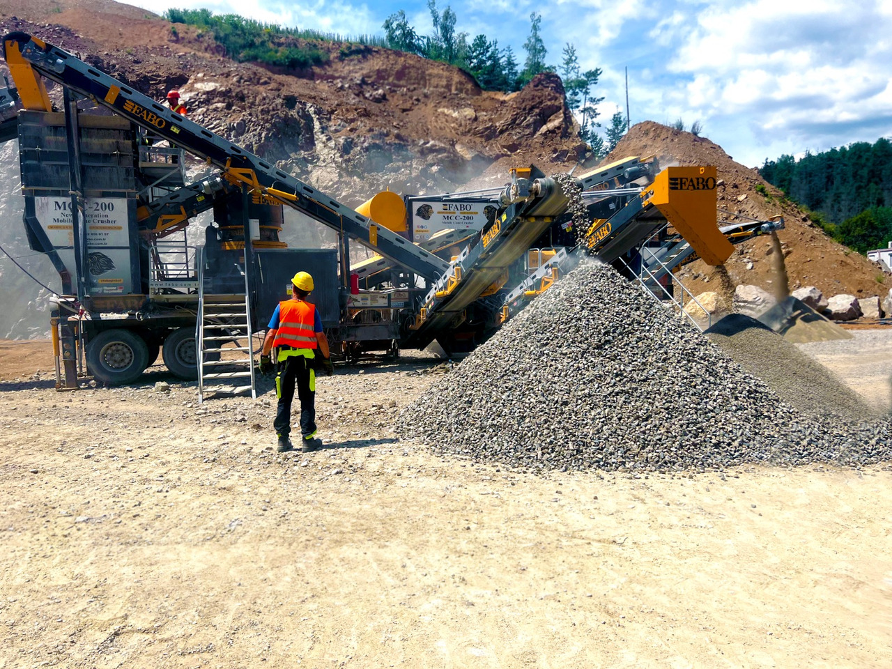 FABO mobile cone crusher - Concasseur à cône: photos 5 FABO mobile cone crusher - Concasseur à cône: photos 5