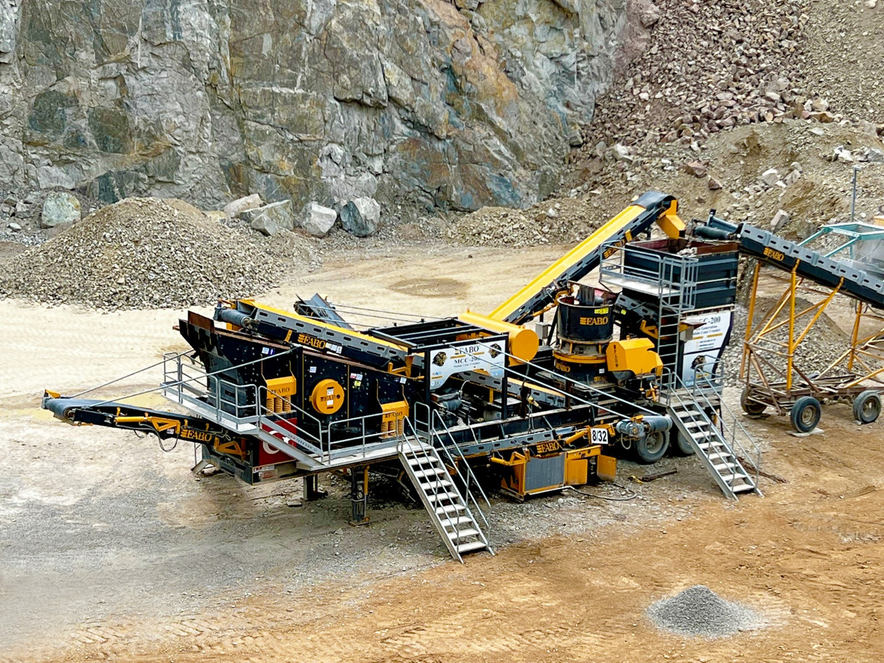 FABO mobile cone crusher - Concasseur à cône: photos 4 FABO mobile cone crusher - Concasseur à cône: photos 4
