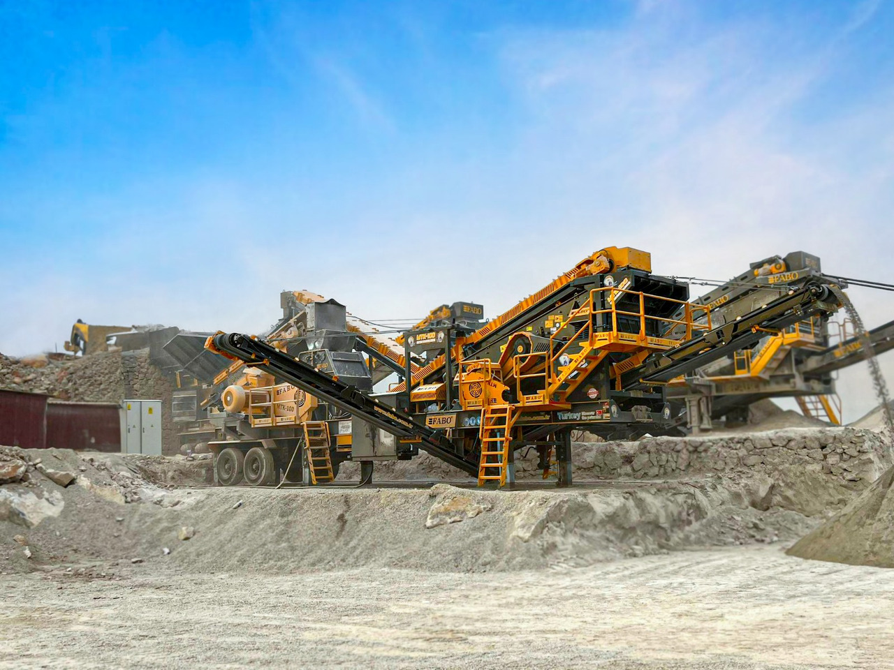 FABO mobile impact crusher - Concasseur à percussion: photos 1 FABO mobile impact crusher - Concasseur à percussion: photos 1