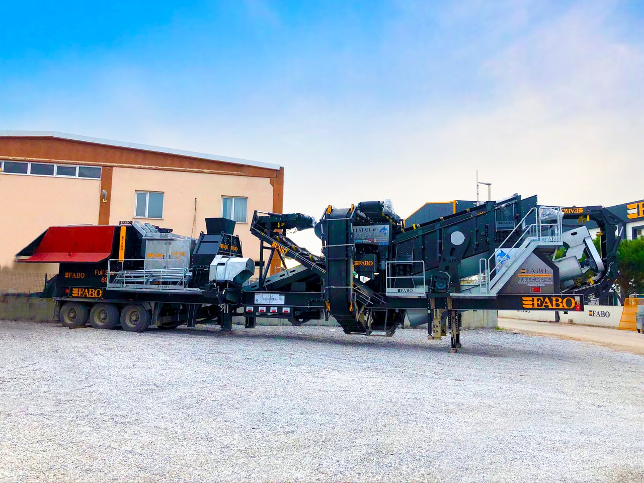 Concasseur à mâchoires neuf FABO mobile jaw crusher: photos 9