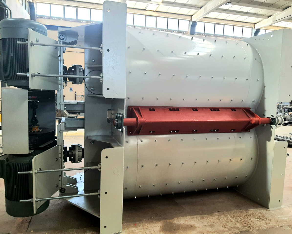 FABO twin shaft mixer - Bétonnière: photos 3 FABO twin shaft mixer - Bétonnière: photos 3