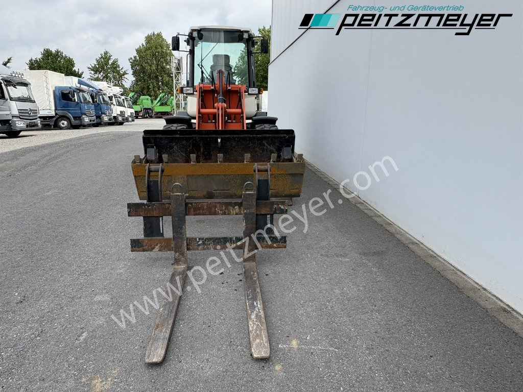 SCHAEFF RADLADER SKL 834 Palettengabel + Klappschaufel - Chargeuse sur pneus: photos 5 SCHAEFF RADLADER SKL 834 Palettengabel + Klappschaufel - Chargeuse sur pneus: photos 5