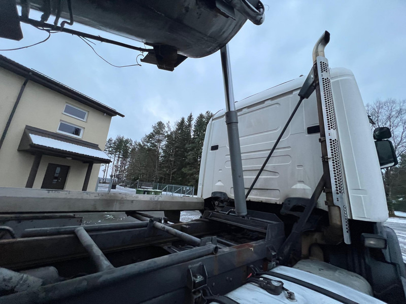 Camion hydrocureur Scania R164 GB6X2*4NA 480 - 13m3: photos 17 Camion hydrocureur Scania R164 GB6X2*4NA 480 - 13m3: photos 17