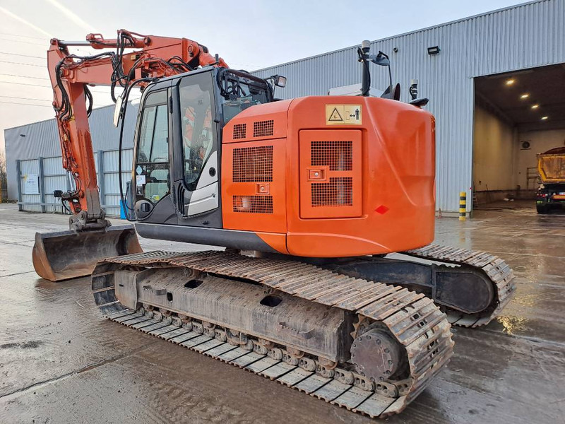 Hitachi ZX 225 US LC-5 B (Trimble GPS Prepared) - Pelle sur chenille: photos 2 Hitachi ZX 225 US LC-5 B (Trimble GPS Prepared) - Pelle sur chenille: photos 2