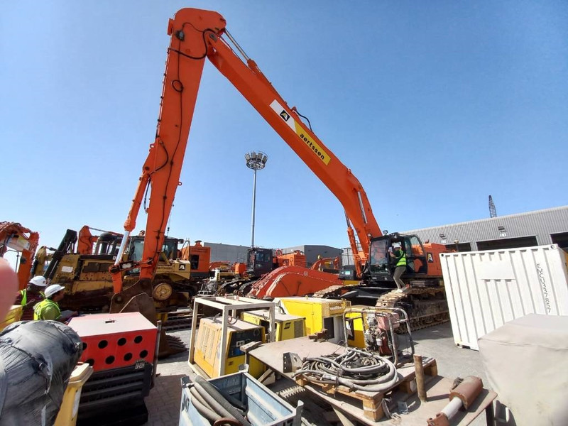 Hitachi ZX870LC H-5G (Abu Dhabi) - Pelle: photos 4 Hitachi ZX870LC H-5G (Abu Dhabi) - Pelle: photos 4