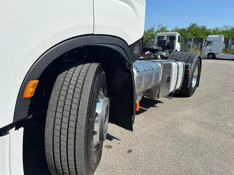Tracteur routier Iveco S-Way 570: photos 9