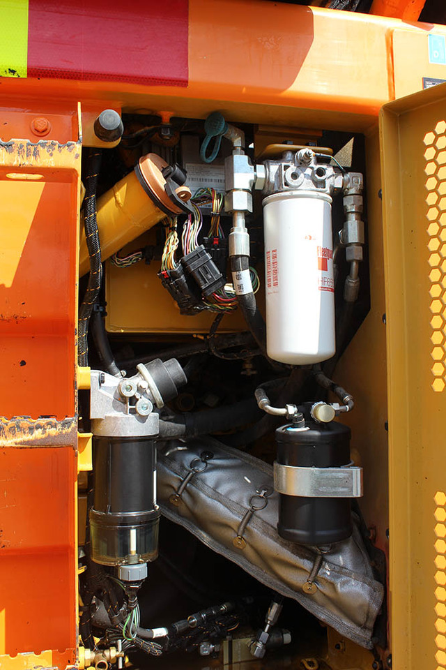 Rouleau compresseur CATERPILLAR CD10: photos 15