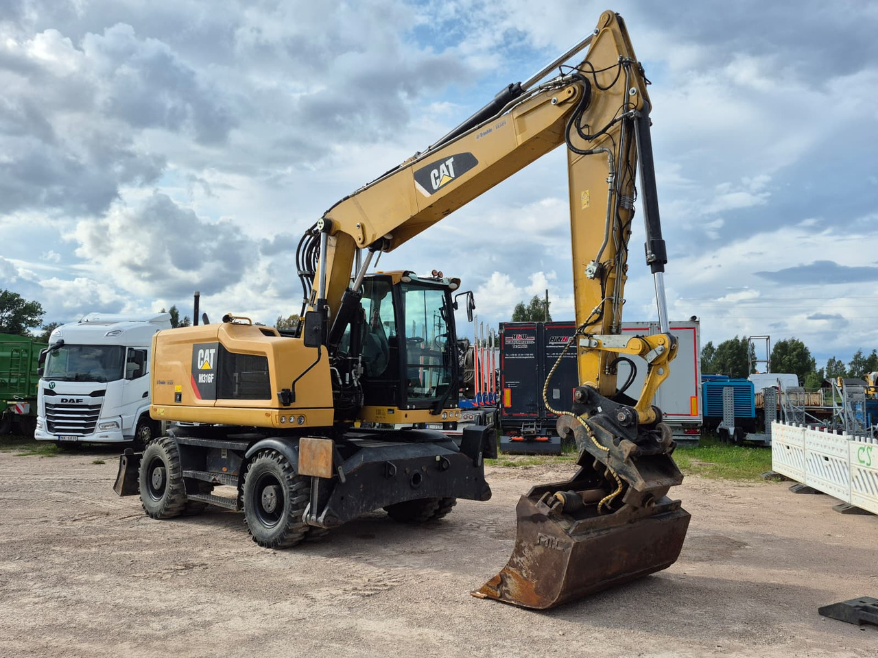 CATERPILLAR M316F EPA - Pelle sur pneus: photos 3 CATERPILLAR M316F EPA - Pelle sur pneus: photos 3
