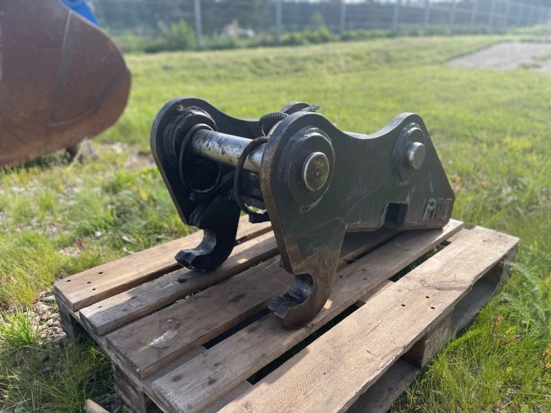 NTP10 B20 S1 - Attache rapide pour Pelle: photos 4 NTP10 B20 S1 - Attache rapide pour Pelle: photos 4