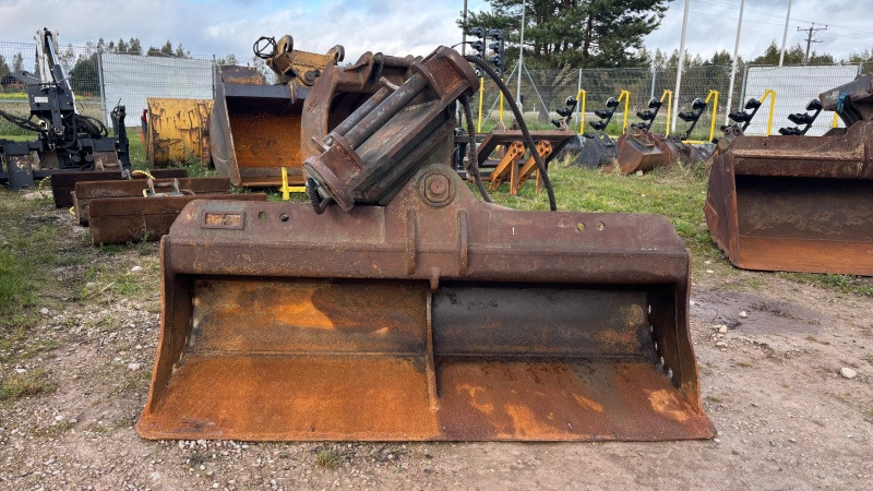 S60 CW30 1950mm - Godet pour pelle: photos 2 S60 CW30 1950mm - Godet pour pelle: photos 2