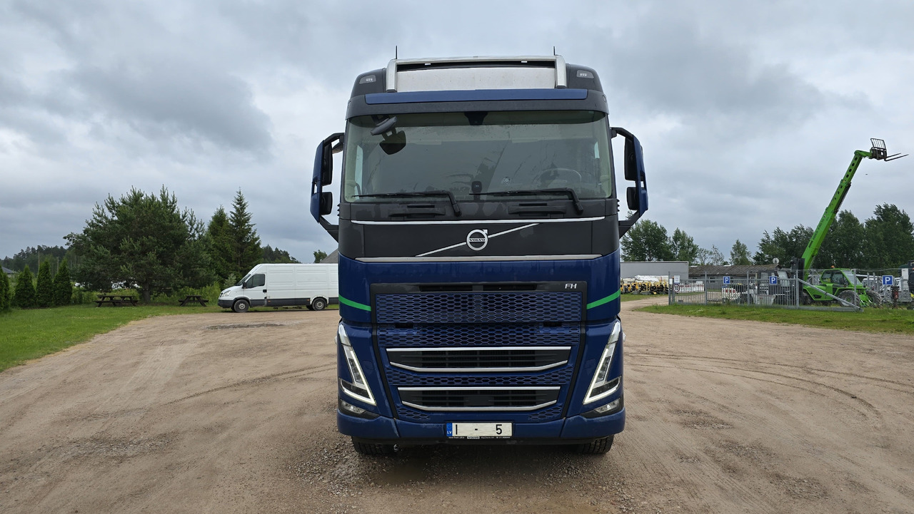 VOLVO FH500 JYKI V31 Kesla - Camion grumier: photos 2 VOLVO FH500 JYKI V31 Kesla - Camion grumier: photos 2