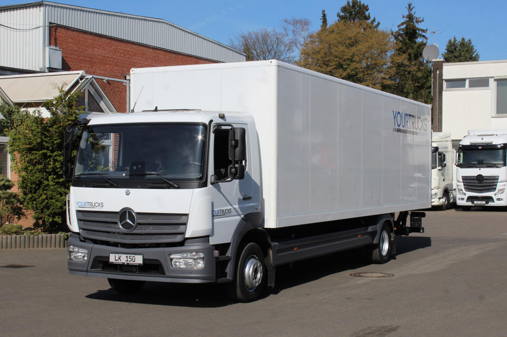Mercedes-Benz Atego 1321 E6 Koffer Klima Kamera Schalter LBW - Camion: photos 1 Mercedes-Benz Atego 1321 E6 Koffer Klima Kamera Schalter LBW - Camion: photos 1