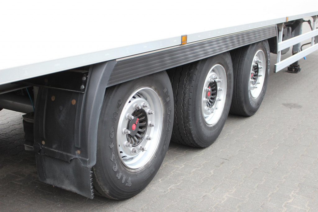 Chereau CV 1550 Strom 2,60h TW Liftachse SAF FRC - Semi-remorque frigorifique: photos 4 Chereau CV 1550 Strom 2,60h TW Liftachse SAF FRC - Semi-remorque frigorifique: photos 4