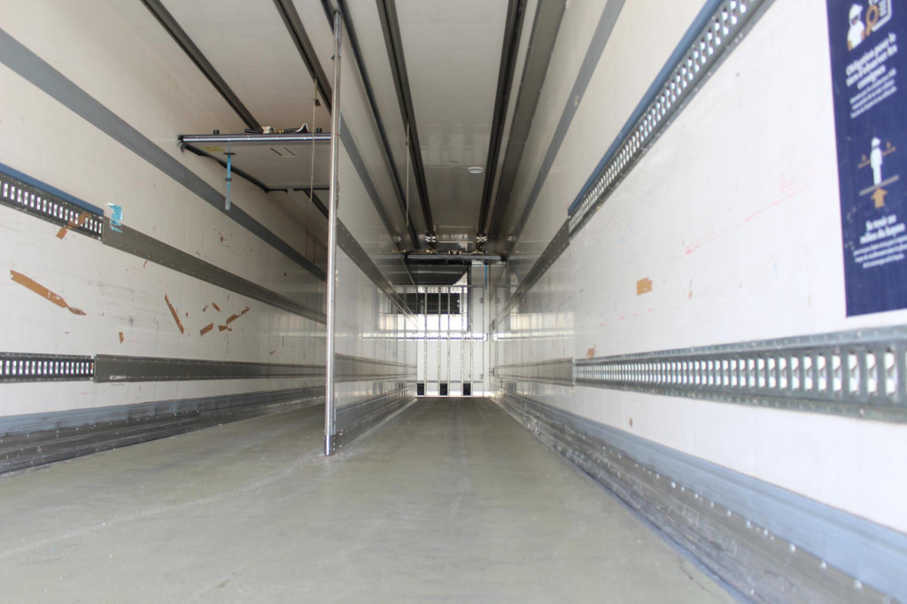 Chereau CV 1950Mt. City Bi-Multi-Temp LBW Lenkachse TOP - Semi-remorque frigorifique: photos 4 Chereau CV 1950Mt. City Bi-Multi-Temp LBW Lenkachse TOP - Semi-remorque frigorifique: photos 4