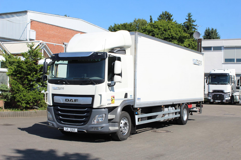 Daf CF 340 E6 Koffer 8,5m Klima LDW Rolltor LBW - Camion fourgon: photos 1 Daf CF 340 E6 Koffer 8,5m Klima LDW Rolltor LBW - Camion fourgon: photos 1