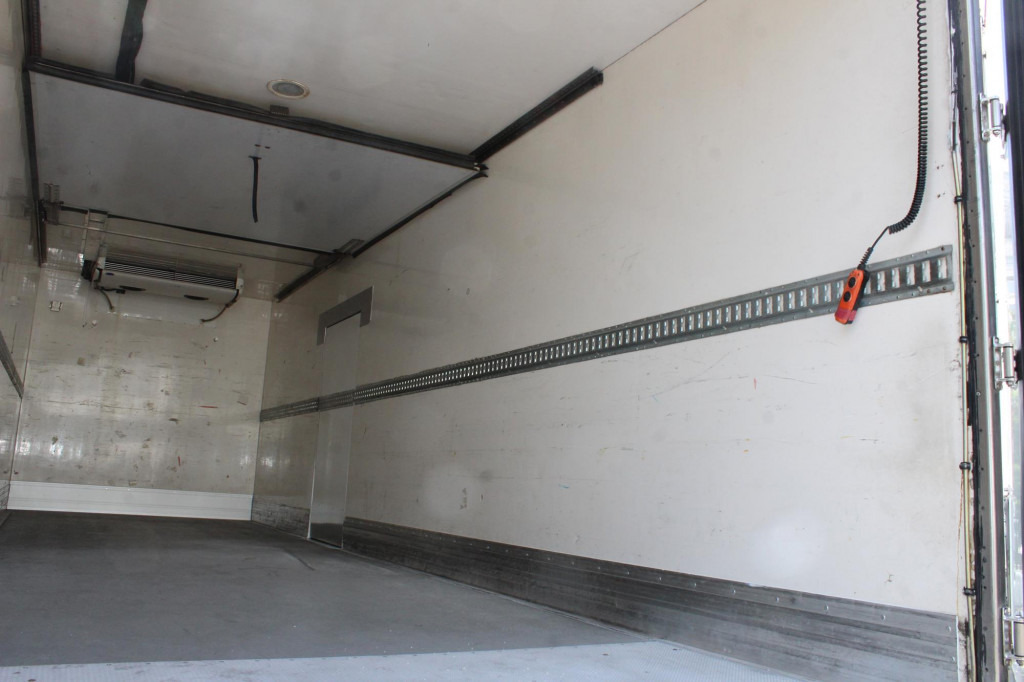 Mercedes-Benz Antos 1924 E6 CS 1150 Multi Bi-Temp LBW Seitentur - Camion frigorifique: photos 4 Mercedes-Benz Antos 1924 E6 CS 1150 Multi Bi-Temp LBW Seitentur - Camion frigorifique: photos 4