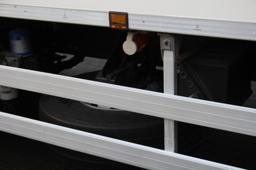 Camion frigorifique Renault D 280E6 Wide CS 1250 City Strom Rolltor+LBW FRC: photos 6 Camion frigorifique Renault D 280E6 Wide CS 1250 City Strom Rolltor+LBW FRC: photos 6