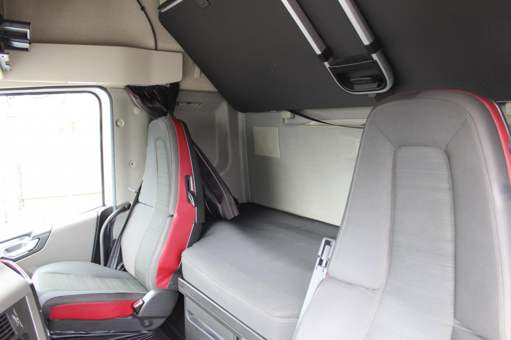 Tracteur routier Volvo FH 460 E6 Globetrotter   2 Tanks   i-Park Cool: photos 6