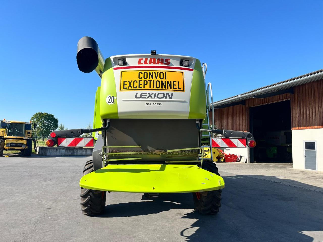 CLAAS Lexion 550 mit Schneidwerk V750, mit 3D, Baujahr 2009, guter gepflegter Zustand - Moissonneuse-batteuse: photos 5 CLAAS Lexion 550 mit Schneidwerk V750, mit 3D, Baujahr 2009, guter gepflegter Zustand - Moissonneuse-batteuse: photos 5