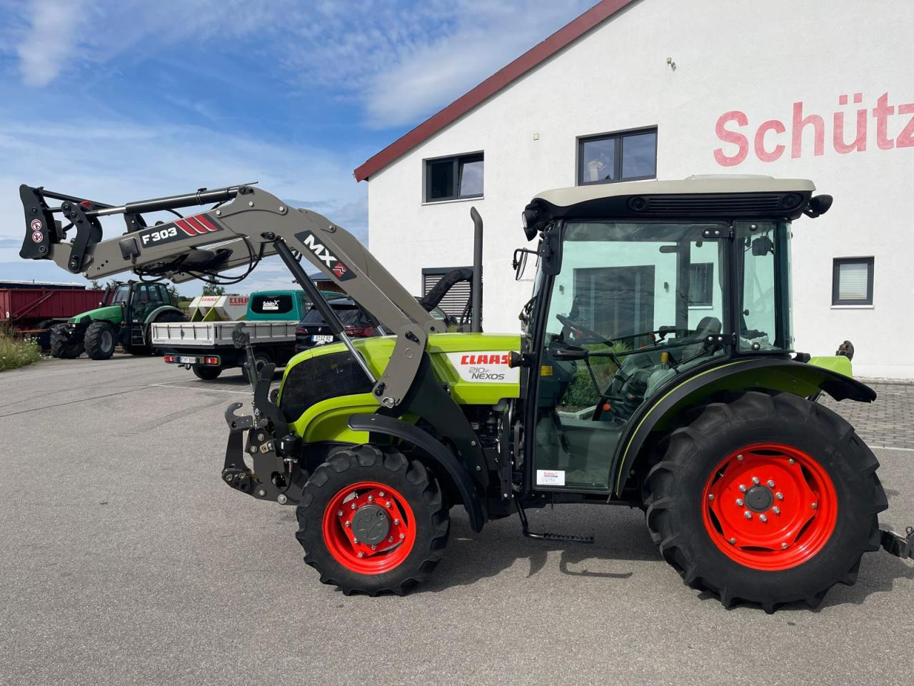 CLAAS Nexos 210 inkl. Frontlader, Frontzapfwelle - Tracteur agricole: photos 2 CLAAS Nexos 210 inkl. Frontlader, Frontzapfwelle - Tracteur agricole: photos 2