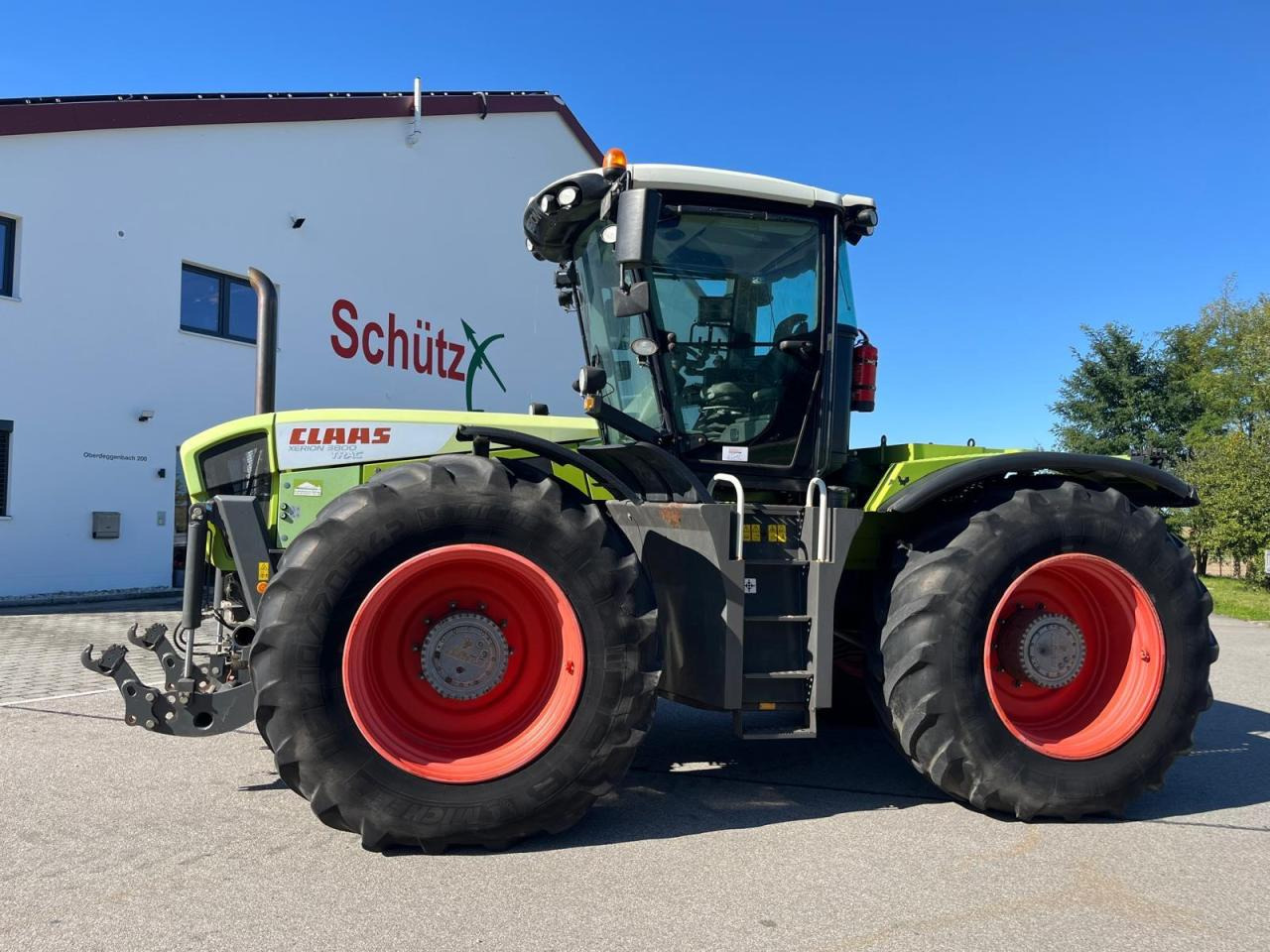 CLAAS Xerion 3800 Trac PTO GPS S3 FKH Erstbesitz - Tracteur agricole: photos 1 CLAAS Xerion 3800 Trac PTO GPS S3 FKH Erstbesitz - Tracteur agricole: photos 1