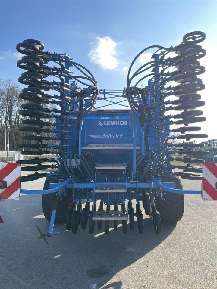 Lemken Zirkon 10/600KA, Solitär 9/600 Kombination - Combiné de semis: photos 4 Lemken Zirkon 10/600KA, Solitär 9/600 Kombination - Combiné de semis: photos 4