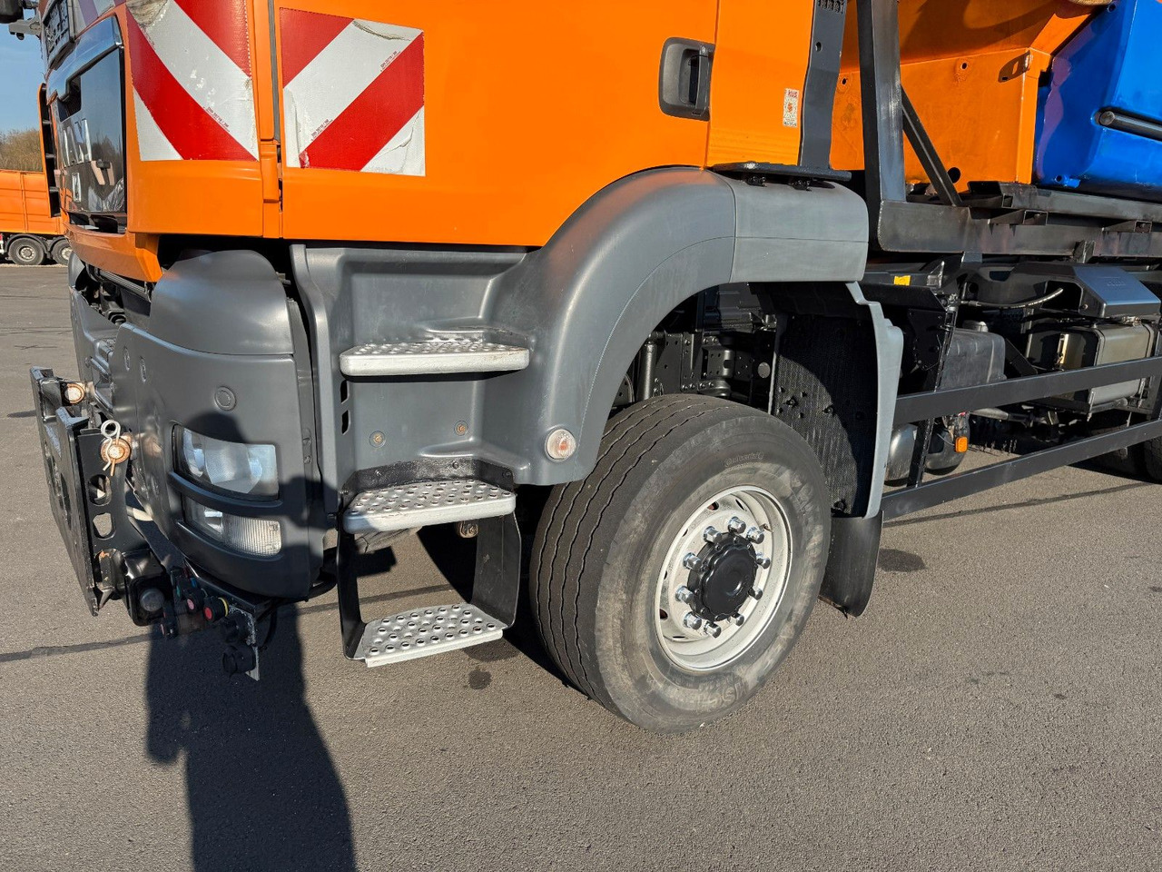 MAN TGS 18.360 4x4 Winterdienst Meiller Abroller - Camion ampliroll: photos 4 MAN TGS 18.360 4x4 Winterdienst Meiller Abroller - Camion ampliroll: photos 4