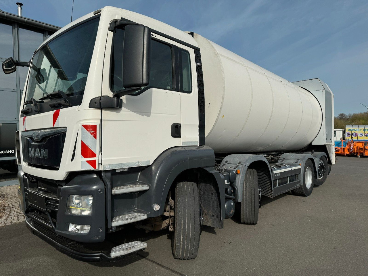 MAN TGS 32.360 8x2 Euro 6 Faun Rotopress 525 L MAN TGS 32.360 8x2 Euro 6 Faun Rotopress 525 L - Benne à ordures ménagères: photos 3 MAN TGS 32.360 8x2 Euro 6 Faun Rotopress 525 L MAN TGS 32.360 8x2 Euro 6 Faun Rotopress 525 L - Benne à ordures ménagères: photos 3