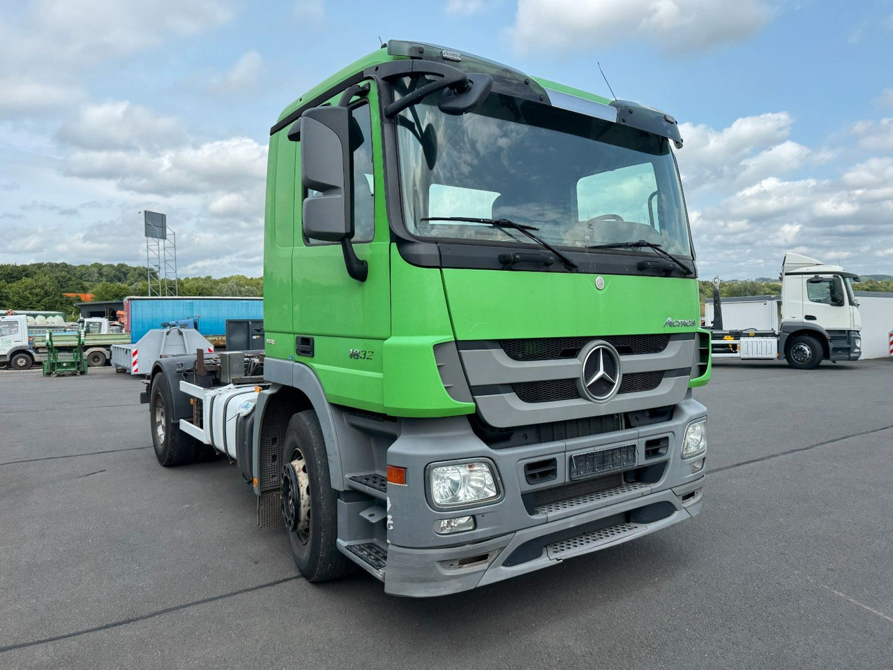 Crédit-bail de  Mercedes-Benz Actros 1832 MP 3   Kipperfahrgestell + Klima Mercedes-Benz Actros 1832 MP 3   Kipperfahrgestell + Klima: photos 14