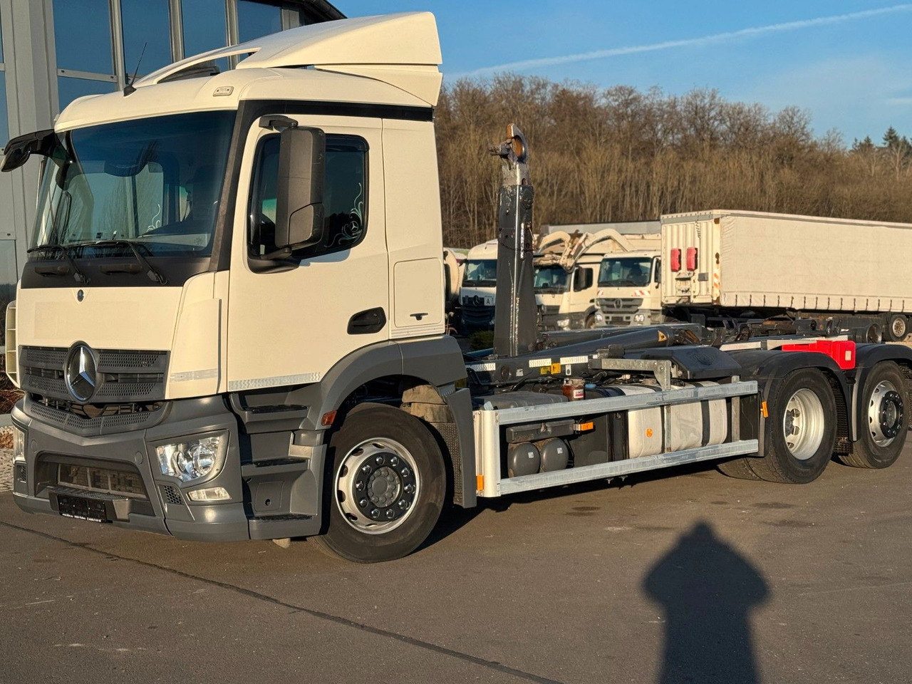 Mercedes-Benz Antos 2543 Meiller RK 20.65- hydr Verriegelung Mercedes-Benz Antos 2543 Meiller RK 20.65- hydr Verriegelung - Camion ampliroll: photos 1 Mercedes-Benz Antos 2543 Meiller RK 20.65- hydr Verriegelung Mercedes-Benz Antos 2543 Meiller RK 20.65- hydr Verriegelung - Camion ampliroll: photos 1