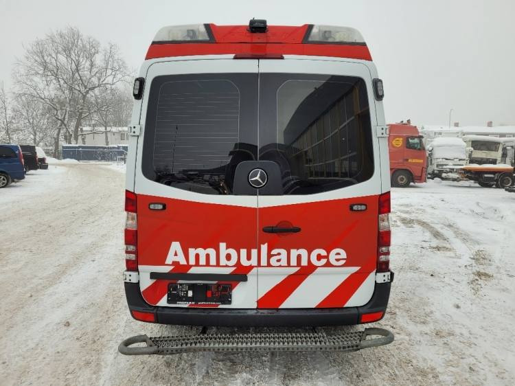 MERCEDES – BENZ SPRINTER 3.0D AMBULANCE (PROFILE) KLIMA 7.2015 EURO 6 - Ambulance: photos 5 MERCEDES – BENZ SPRINTER 3.0D AMBULANCE (PROFILE) KLIMA 7.2015 EURO 6 - Ambulance: photos 5