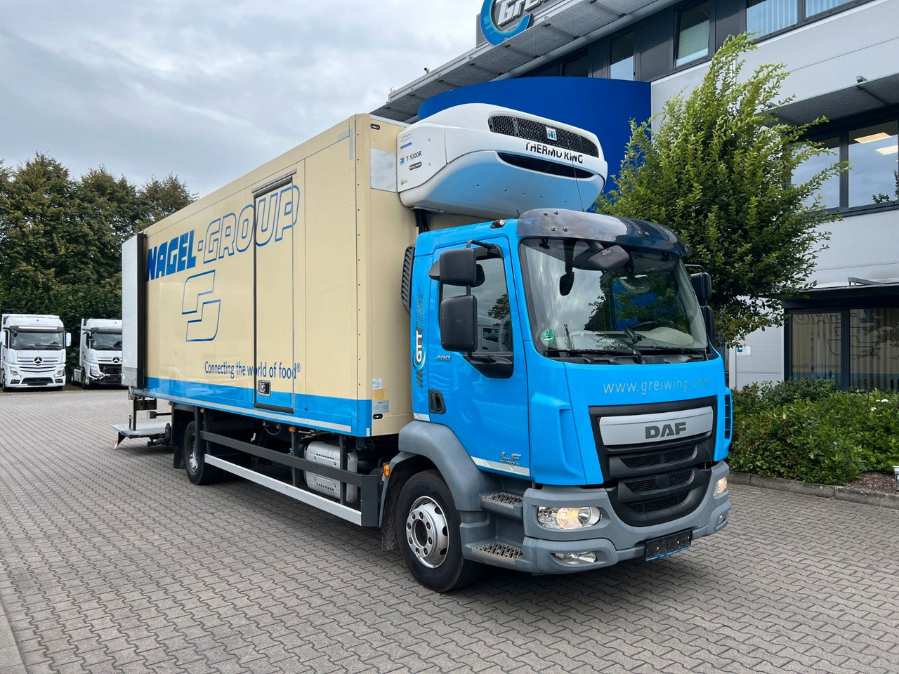 DAF LF 280 FA 16t. Multitemp, T1000 Spectrum - Camion frigorifique: photos 1 DAF LF 280 FA 16t. Multitemp, T1000 Spectrum - Camion frigorifique: photos 1