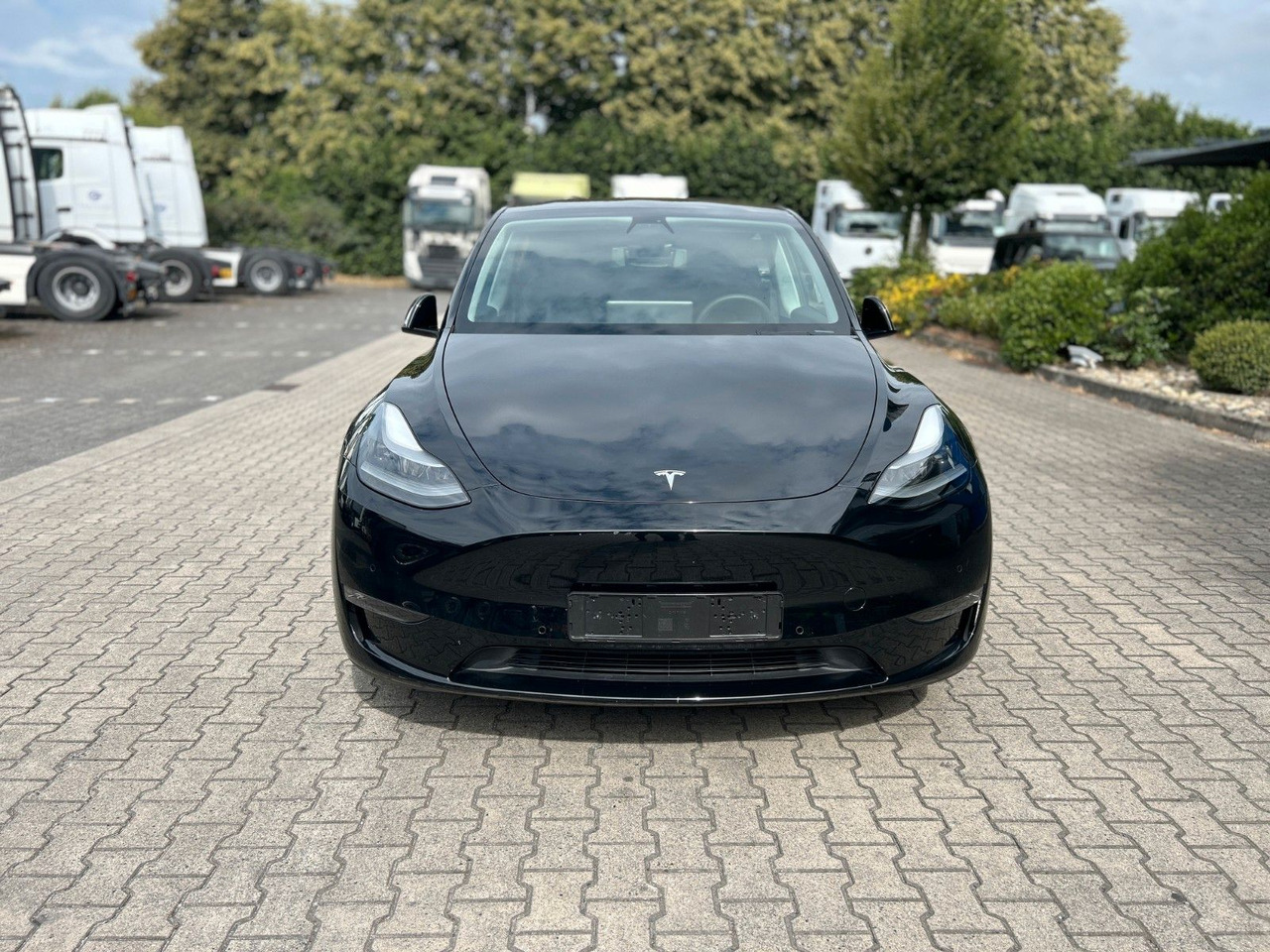 Tesla Model Y Performance Dual AWD - Berline: photos 2 Tesla Model Y Performance Dual AWD - Berline: photos 2
