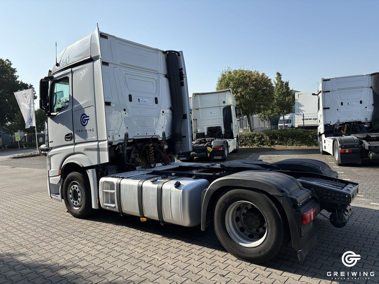 Mercedes-Benz 1845 LS 4x2, Bigspace, PTO, Retarder, ADR - Tracteur routier: photos 3 Mercedes-Benz 1845 LS 4x2, Bigspace, PTO, Retarder, ADR - Tracteur routier: photos 3