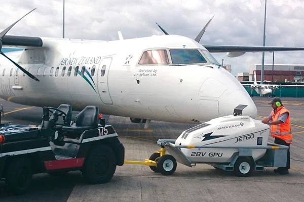 AERO SPECIALTIES diesel-electric hybrid GPU JETGO-600MTI-RJ - Groupe électrogène au sol: photos 2 AERO SPECIALTIES diesel-electric hybrid GPU JETGO-600MTI-RJ - Groupe électrogène au sol: photos 2